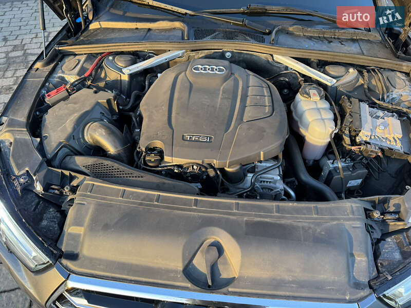 Седан Audi A4 2019 в Бучаче