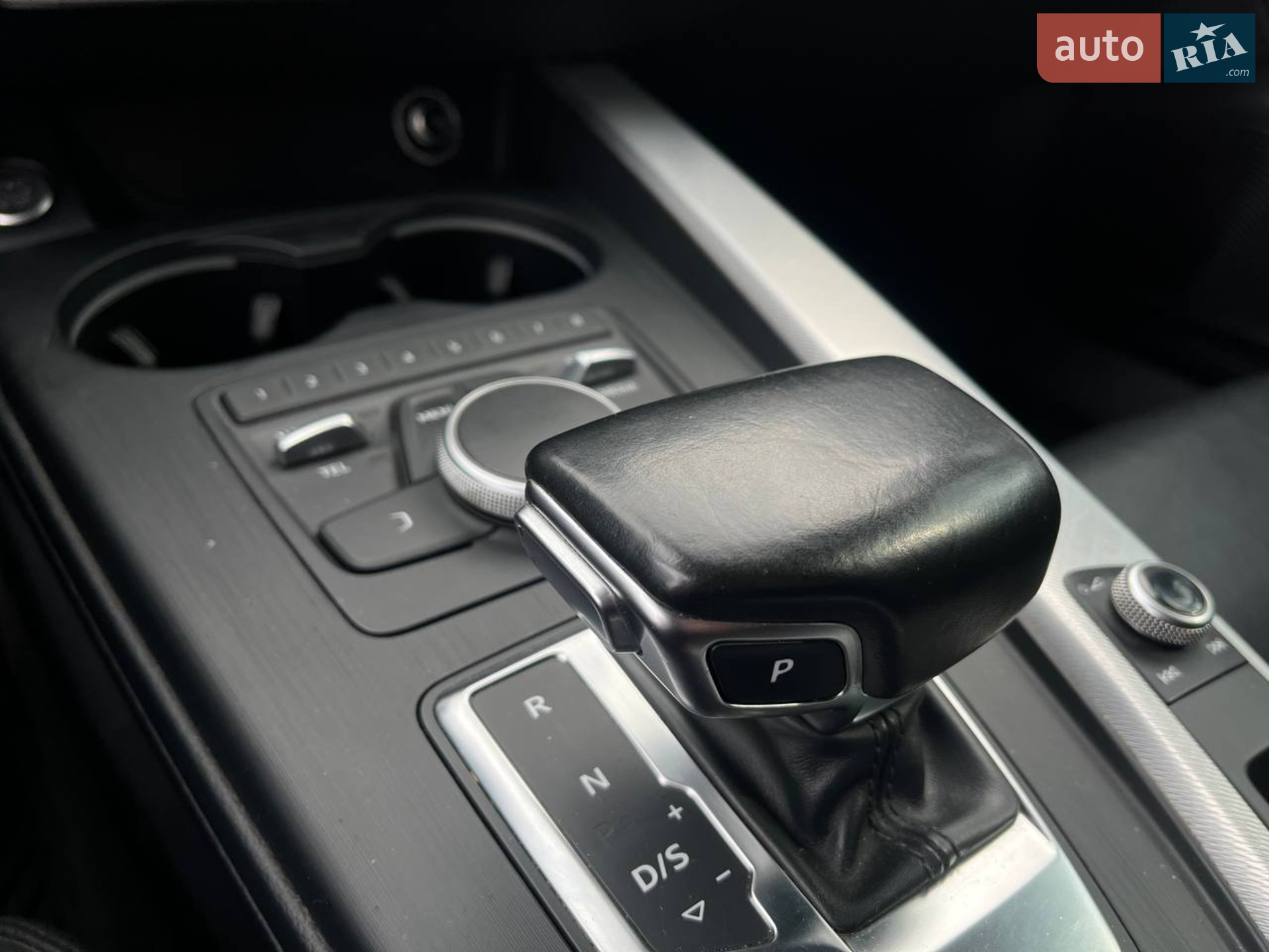 2016 Audi A4 - мініатюра 17