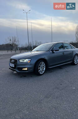 Седан Audi A4 2013 в Люботине