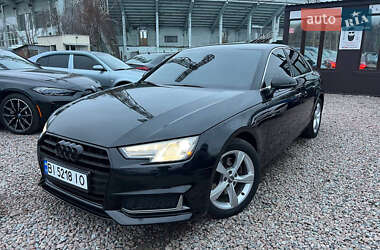 Седан Audi A4 2018 в Полтаве