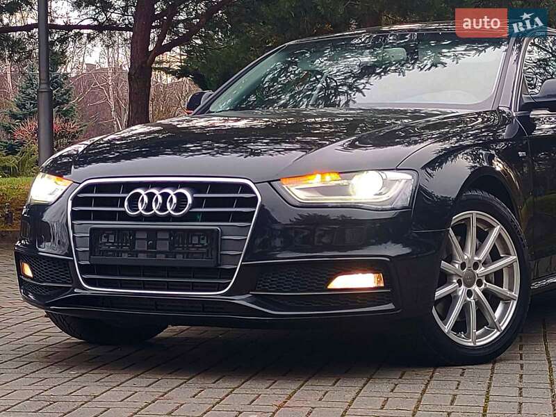 Седан Audi A4 2013 в Дрогобыче