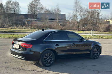 Седан Audi A4 2012 в Львове