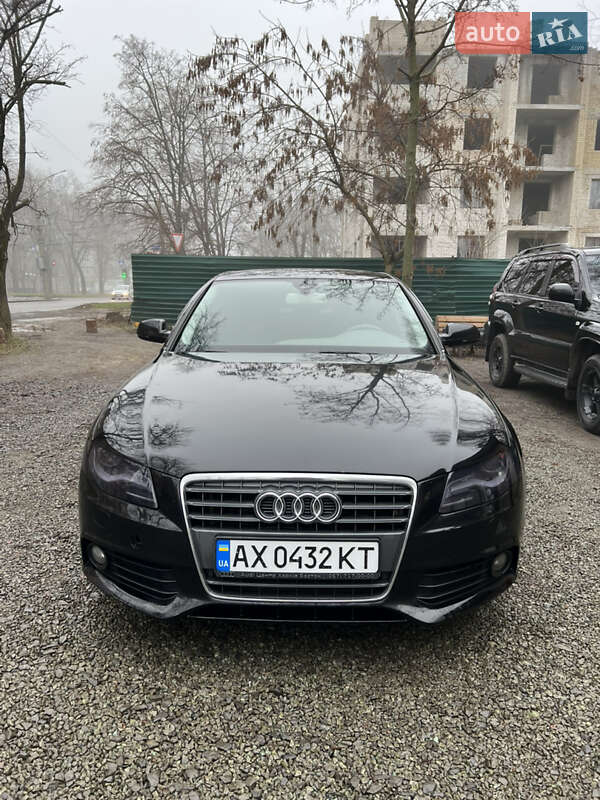 Audi A4 2011