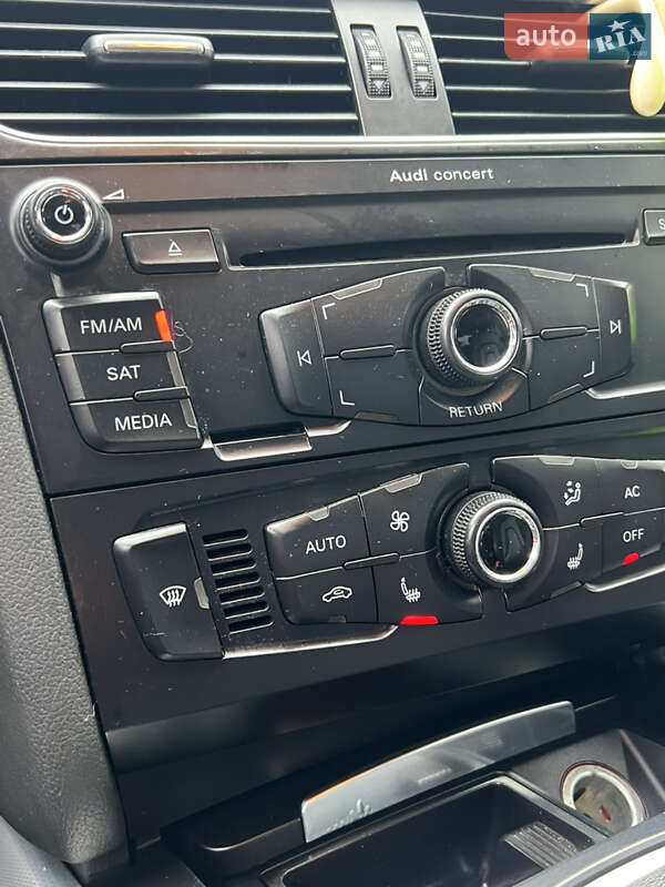 Седан Audi A4 2011 в Одессе