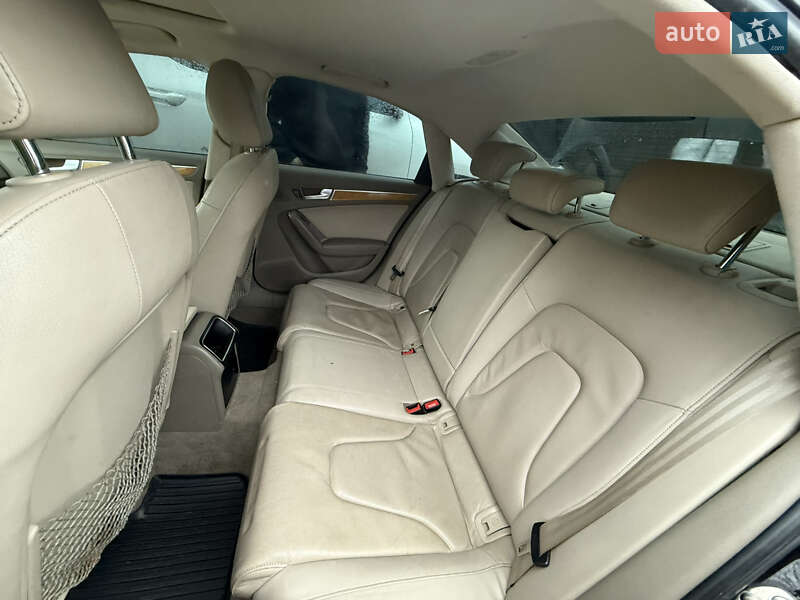 Седан Audi A4 2009 в Овруче