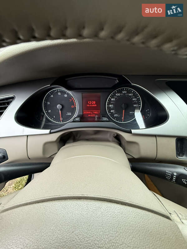 Седан Audi A4 2009 в Овруче
