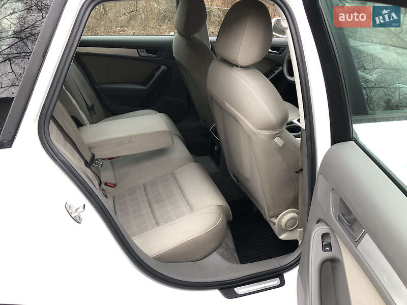 Універсал Audi A4 2011 в Галичі