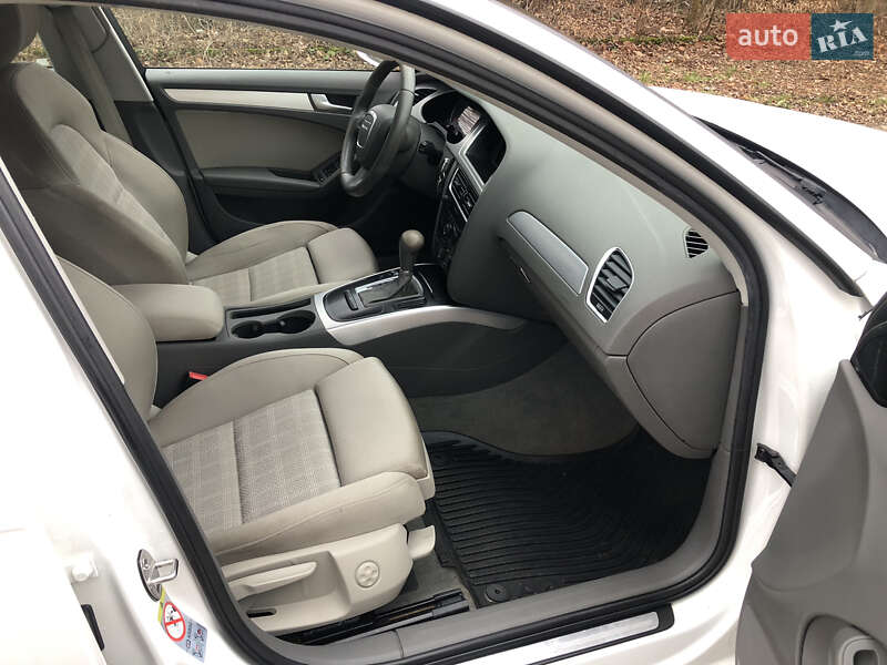 Універсал Audi A4 2011 в Галичі