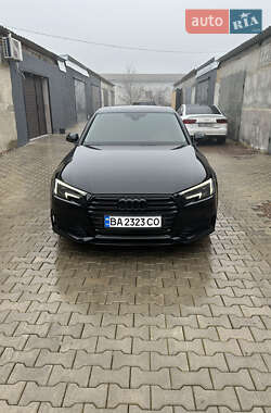 Седан Audi A4 2016 в Долинской