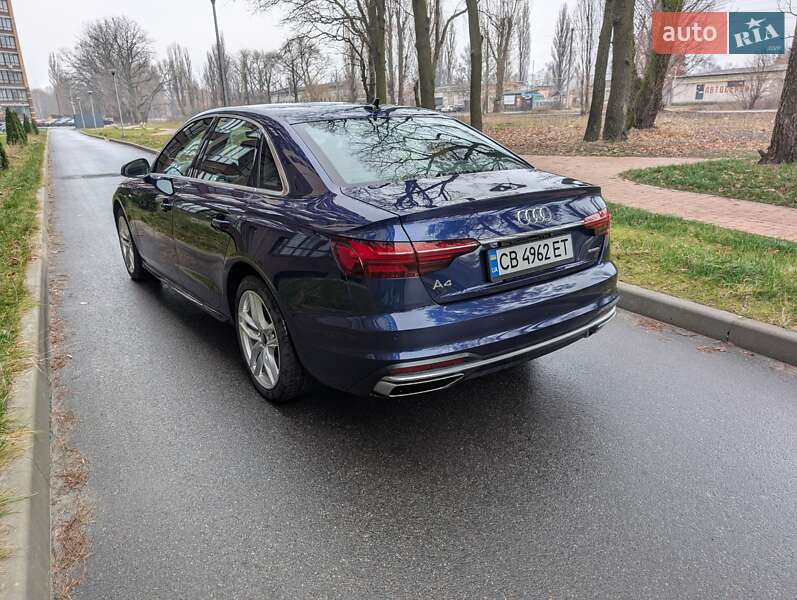 Седан Audi A4 2020 в Чернигове