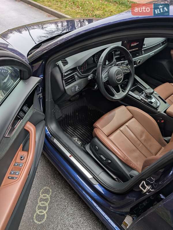 Седан Audi A4 2020 в Чернигове