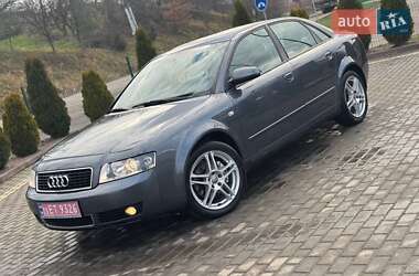 Седан Audi A4 2003 в Долине