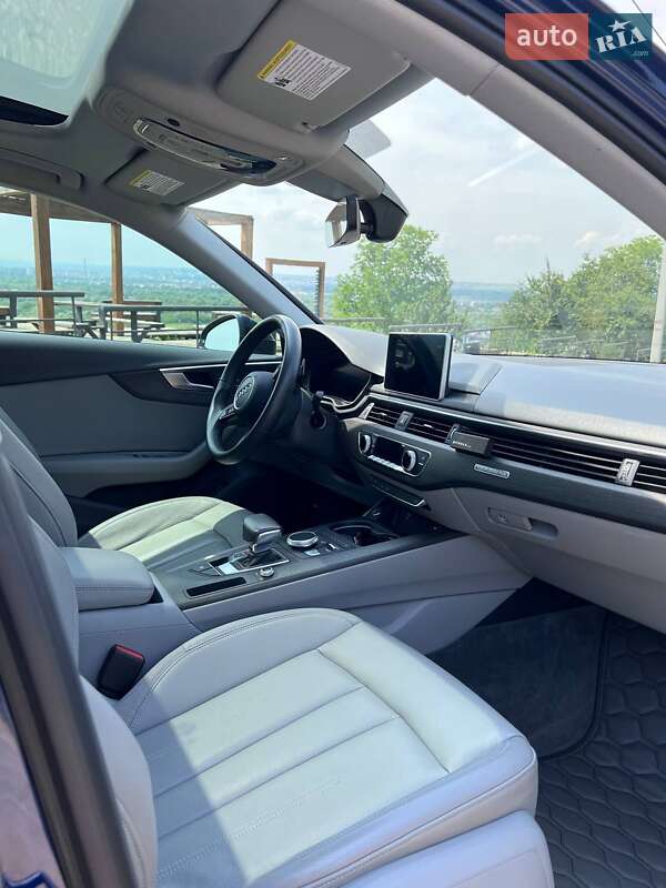 Седан Audi A4 2019 в Ивано-Франковске