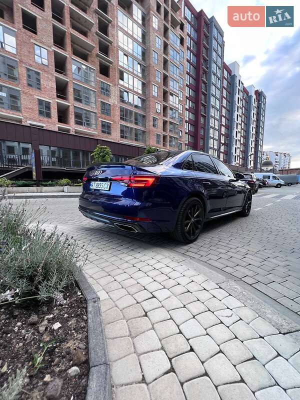 Седан Audi A4 2019 в Ивано-Франковске