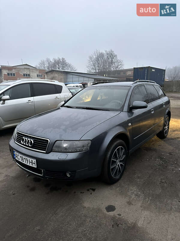Универсал Audi A4 2002 в Костополе