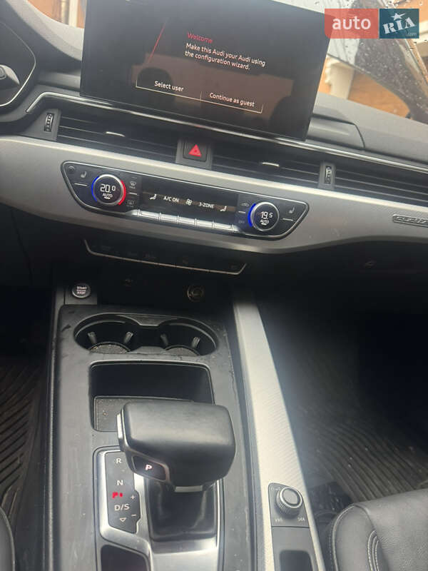 Седан Audi A4 2020 в Львове