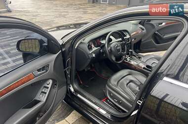 Седан Audi A4 2011 в Львове