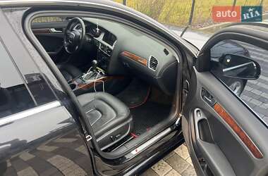 Седан Audi A4 2011 в Львове