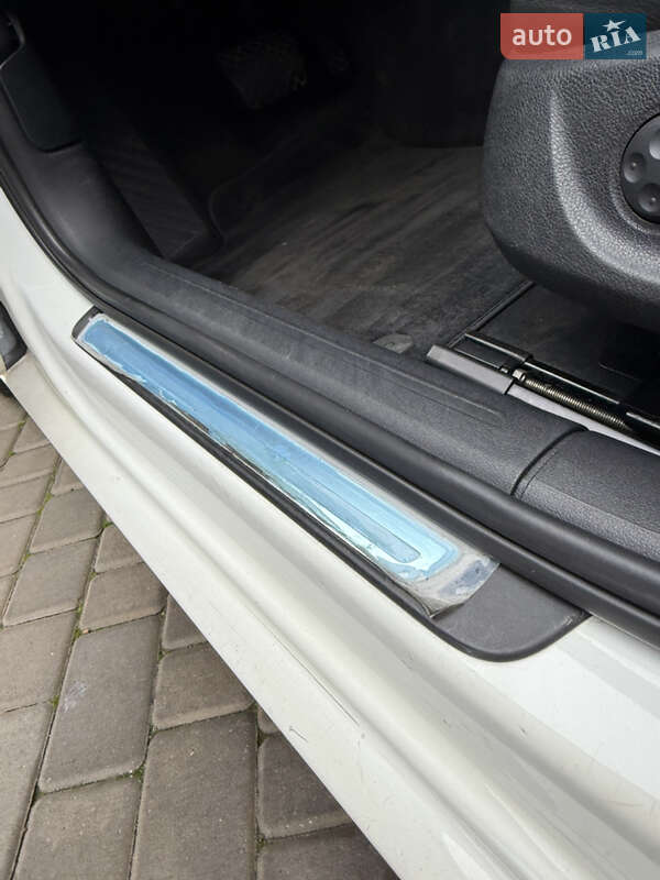 Седан Audi A4 2011 в Одесі