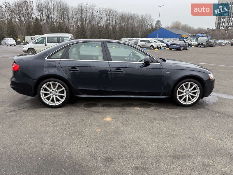 Седан Audi A4 2014 в Гайсине