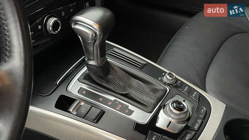 Седан Audi A4 2013 в Хмельницком