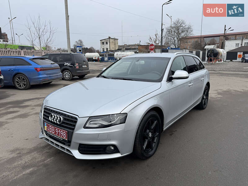 Универсал Audi A4 2009 в Староконстантинове