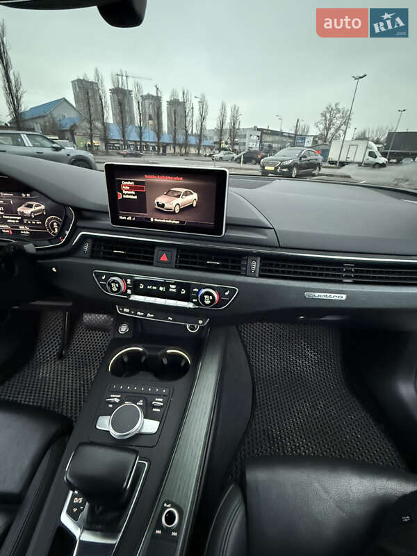 Седан Audi A4 2017 в Киеве