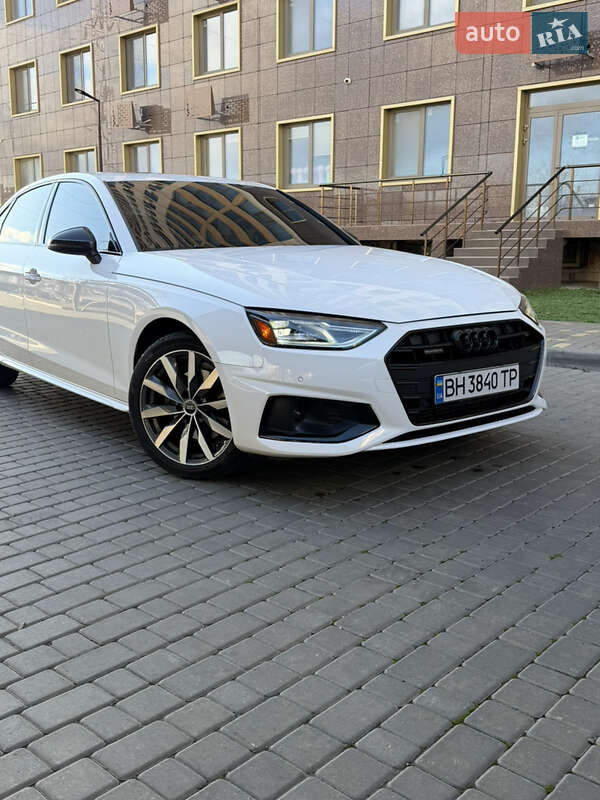 Седан Audi A4 2021 в Одесі
