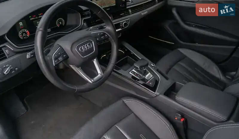 Седан Audi A4 2020 в Львове
