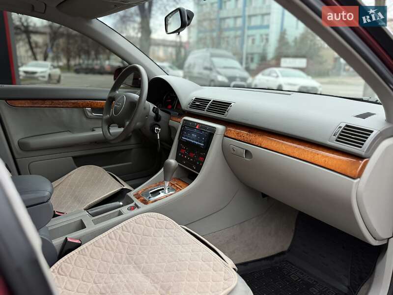 Седан Audi A4 2001 в Киеве