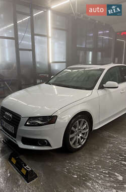 Седан Audi A4 2011 в Ровно