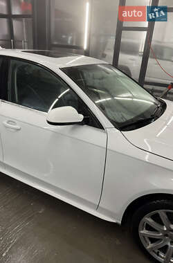 Седан Audi A4 2011 в Ровно