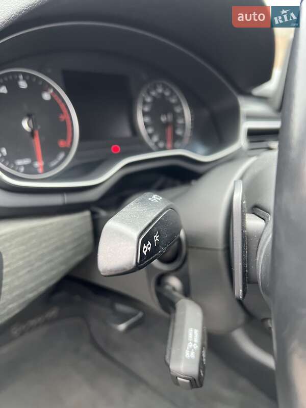 Седан Audi A4 2017 в Нежине