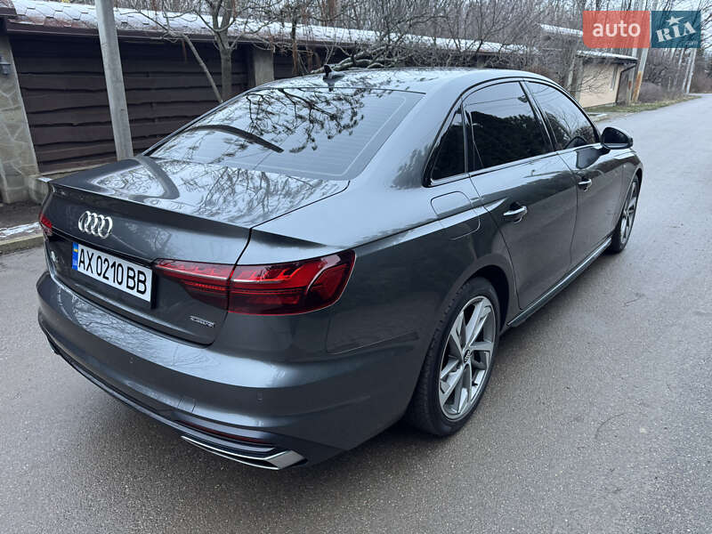 Седан Audi A4 2020 в Києві