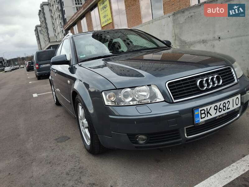 Универсал Audi A4 2001 в Березному
