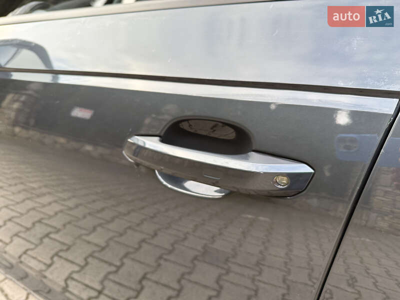 Седан Audi A4 2016 в Надвірній