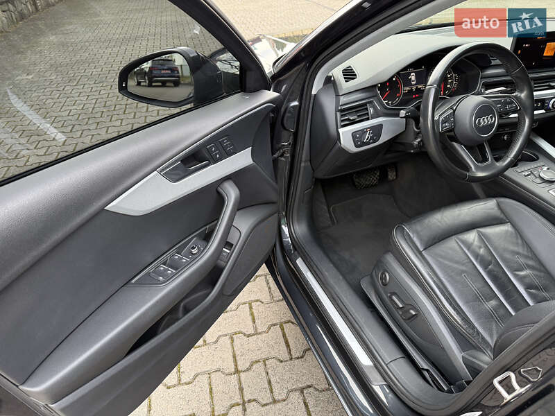 Седан Audi A4 2016 в Надвірній