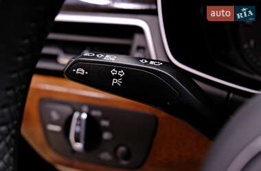 Седан Audi A4 2022 в Одессе