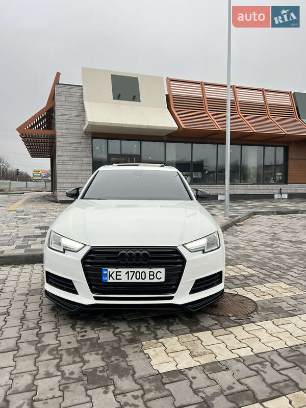 Седан Audi A4 2016 в Днепре
