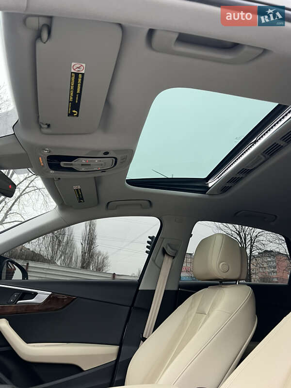 Седан Audi A4 2016 в Днепре