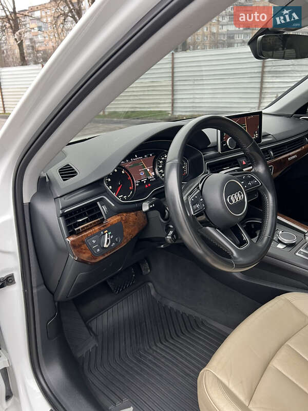 Седан Audi A4 2016 в Днепре