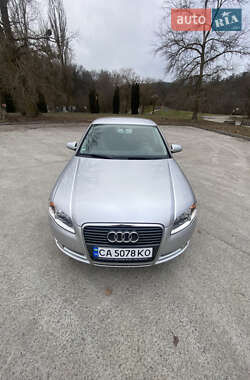Седан Audi A4 2006 в Каневе