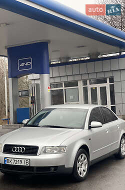 Седан Audi A4 2001 в Дубно