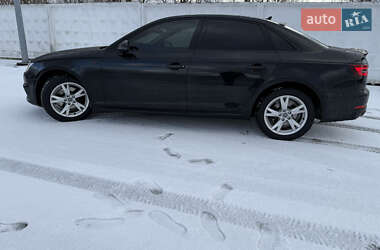 Седан Audi A4 2018 в Києві