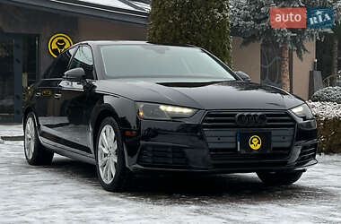 Седан Audi A4 2015 в Львові