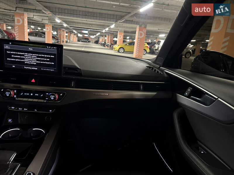 Седан Audi A4 2021 в Киеве