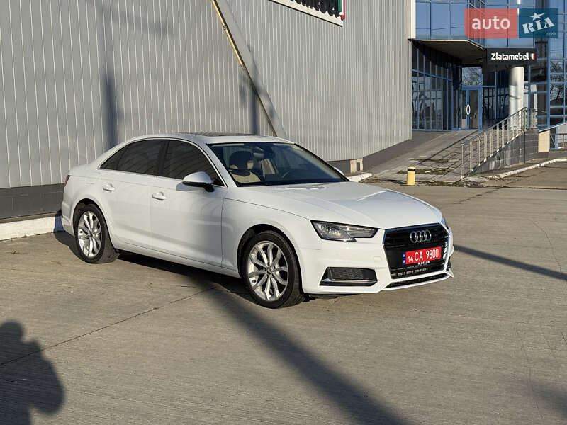 Седан Audi A4 2018 в Черновцах