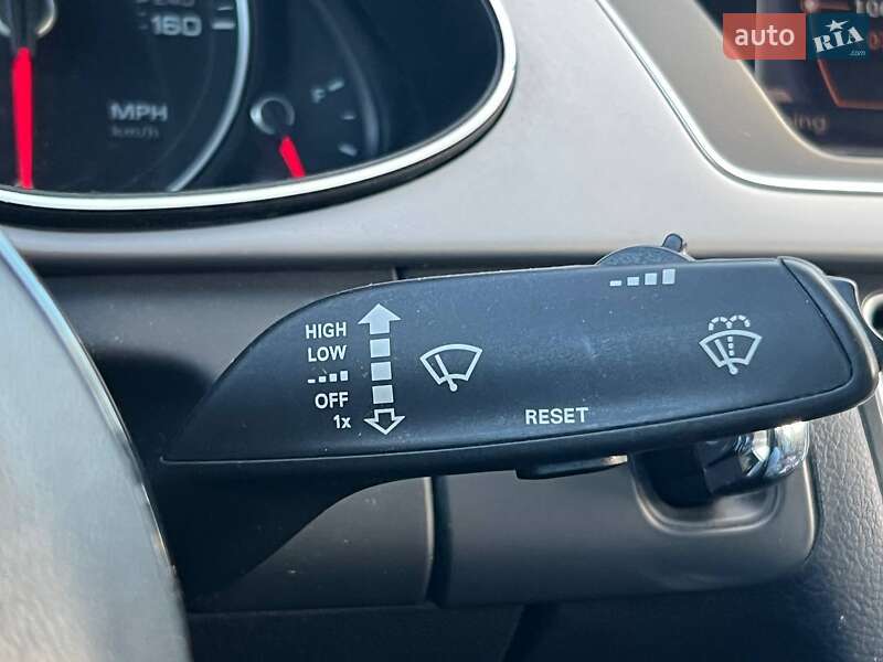 Седан Audi A4 2014 в Киеве