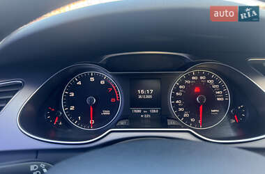 Седан Audi A4 2012 в Ирпене
