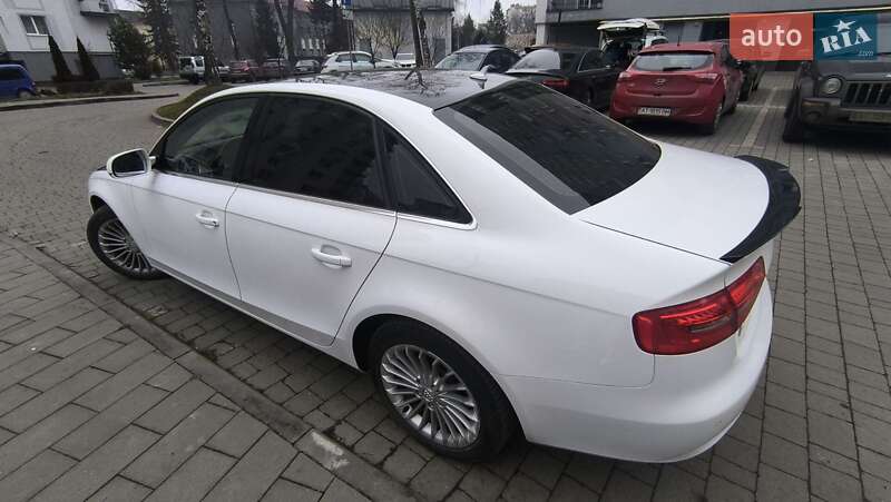 Седан Audi A4 2014 в Івано-Франківську